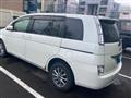 2013 Toyota Isis