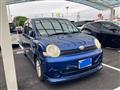 2005 Toyota Sienta
