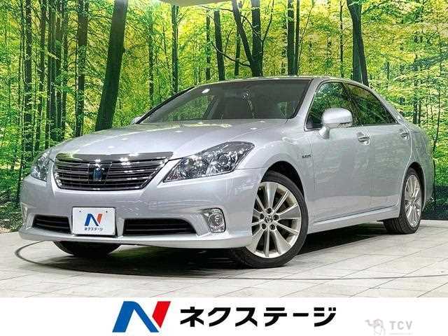 2011 Toyota Crown Hybrid