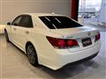 2014 Toyota Crown