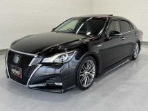 2017 Toyota Crown Hybrid