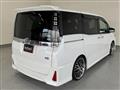 2016 Toyota Voxy