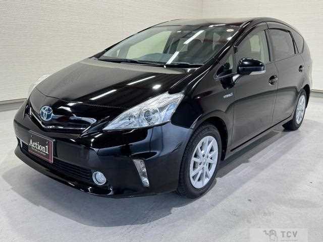 2013 Toyota PRIUS α