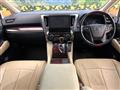 2017 Toyota Alphard Hybrid
