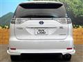 2013 Toyota Estima Hybrid