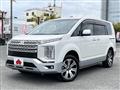 2019 Mitsubishi Delica D5