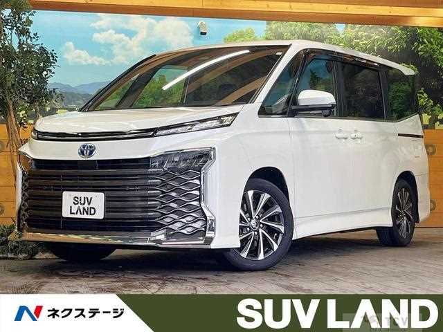2023 Toyota Voxy