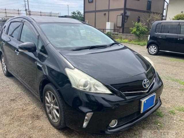 2013 Toyota PRIUS α