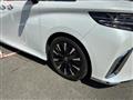 2024 Toyota Alphard Hybrid