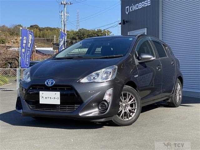 2016 Toyota AQUA