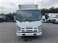 2009 Isuzu Elf Truck