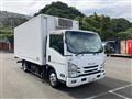 2020 Isuzu Elf Truck