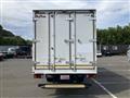 2020 Isuzu Elf Truck