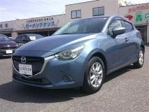 2016 Mazda Demio