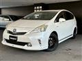 2013 Toyota PRIUS α