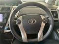 2013 Toyota PRIUS α