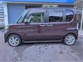 2010 Daihatsu Tanto
