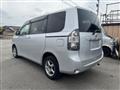 2009 Toyota Voxy