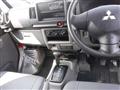 2013 Mitsubishi Minicab Van
