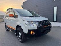 2017 Mitsubishi Delica D5
