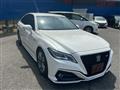 2018 Toyota Crown Hybrid