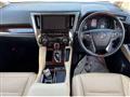 2015 Toyota Vellfire