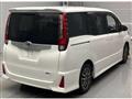 2015 Toyota Noah