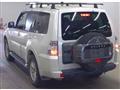 2018 Mitsubishi Pajero