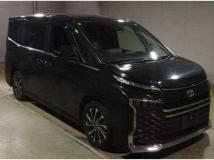 2022 Toyota Voxy