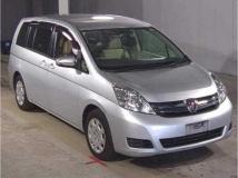 2015 Toyota Isis