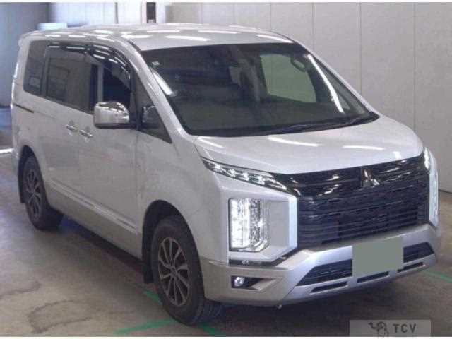 2022 Mitsubishi Delica D5