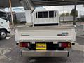 2020 Isuzu Elf Truck