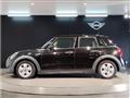 2022 BMW MINI