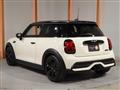 2021 BMW MINI
