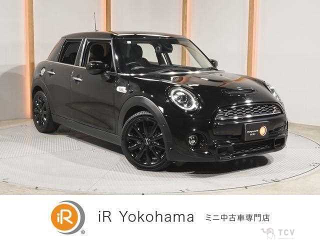 2021 BMW MINI