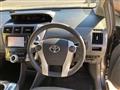 2013 Toyota PRIUS α