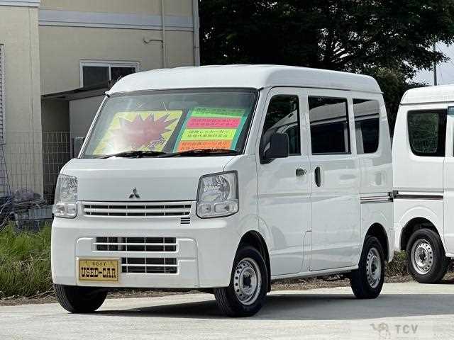 2016 Mitsubishi Minicab Van