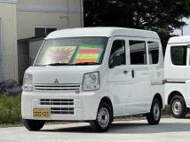 2016 Mitsubishi Minicab Van