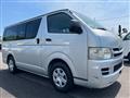 2009 Toyota Hiace Van