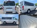2009 Toyota Hiace Van