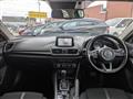 2017 Mazda Axela