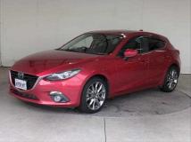 2014 Mazda Axela