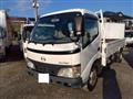 2004 Hino Dutro