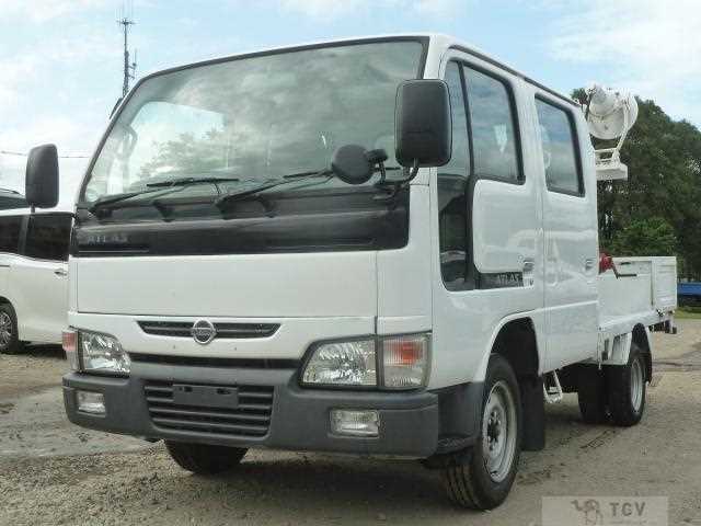 2003 Nissan Atlas