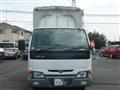 2004 Nissan Atlas