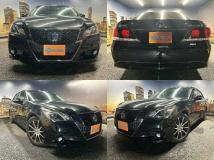 2014 Toyota Crown Hybrid