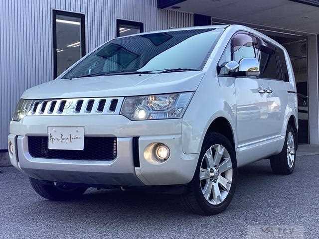 2010 Mitsubishi Delica D5