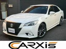 2014 Toyota Crown Hybrid