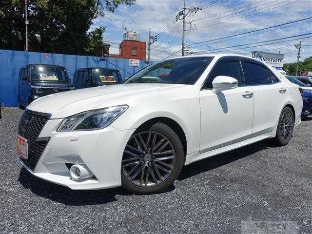 2013 Toyota Crown