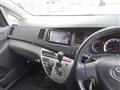 2009 Toyota Isis